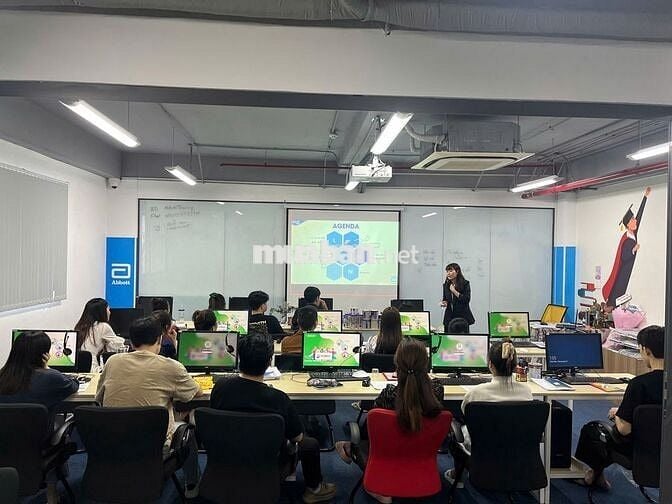 Nhân Viên Telesale Sữa Abbott Cho Cửa Hàng