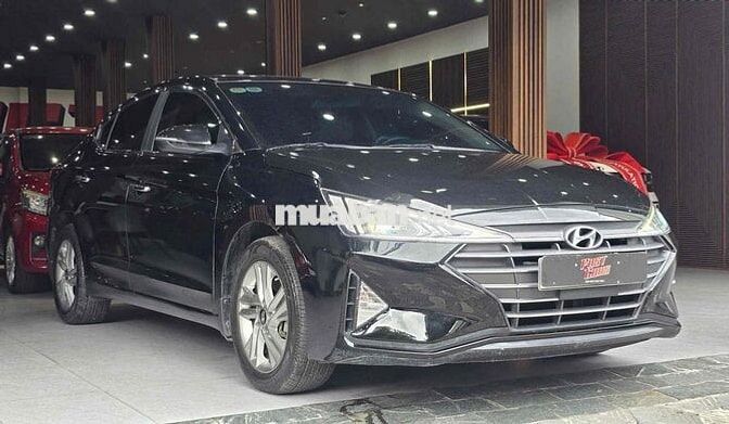 Hyundai Elantra 1.6 AT 2021 Đen 52.000 km một chủ