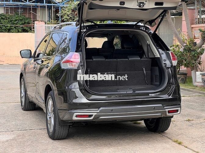 Nissan X-Trail  2.5 SV 4WD Premium 2018