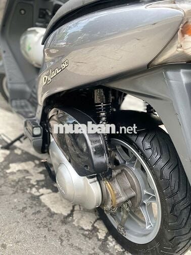 Honda Dylan 150cc Ý màu Xám