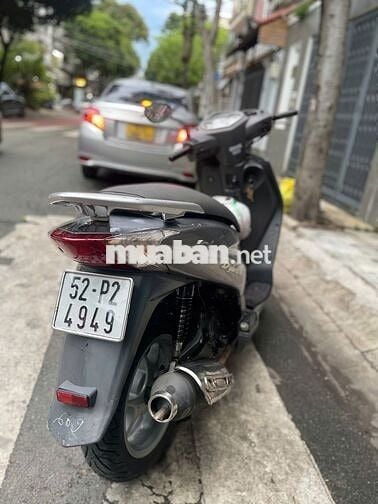 Honda Dylan 150cc Ý màu Xám