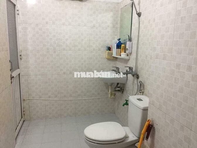 Cho thuê chung cư mini 2 phòng ngủ 55m2 Vũ Ngọc Phan Đống Đa 5tr/tháng