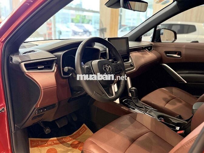 Toyota Corolla Cross 1.8V 2021 Đỏ 28.000Km - Hãng