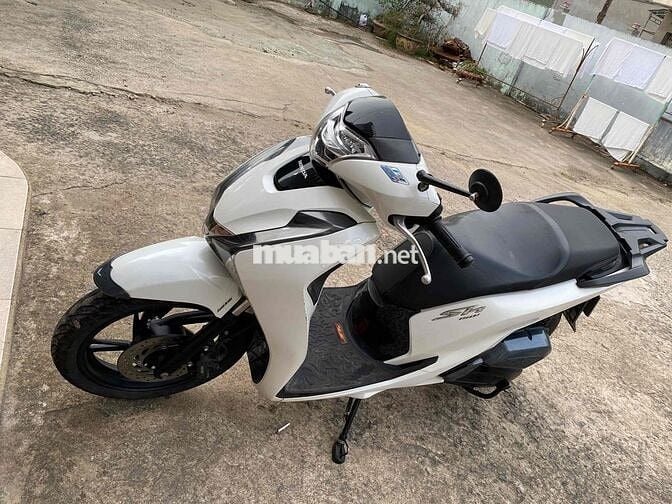 Honda SH 2018 Trắng
