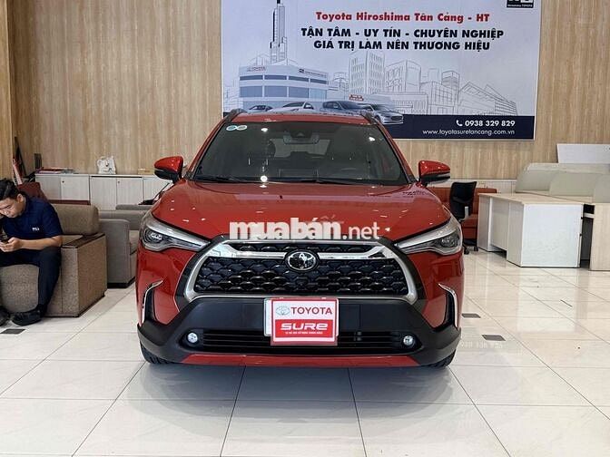 Toyota Corolla Cross 1.8V 2021 Đỏ 28.000Km - Hãng