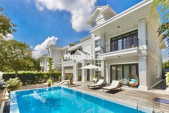 CHO THUÊ THỰ ĐƠN LẬP CHATEAU - PHÚ MỸ HƯNG