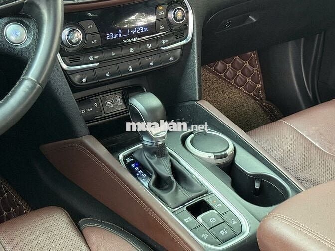 Hyundai Santafe 2020 2.4 Premium Trắng 29000 km
