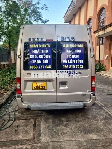 Ford Transit 2012 Vàng cát 900kg