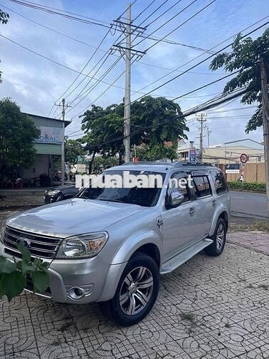 Ford Everest 2013 Dầu Tự động Bạc