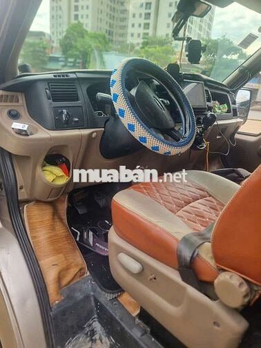Ford Transit 2012 Vàng cát 900kg