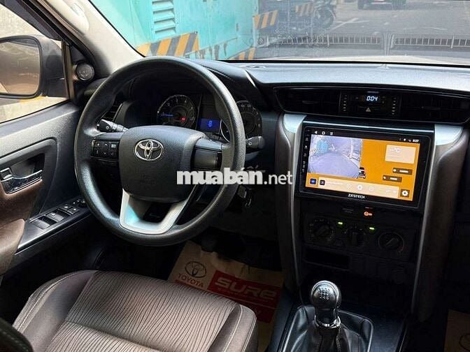 Toyota Fortuner 2.4MT 2020, Máy dầu, số sàn