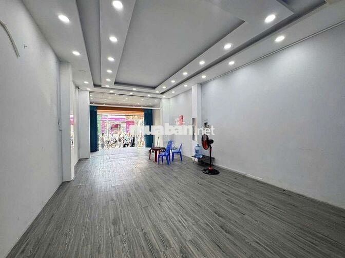 🏠🏠CHO THUÊ Mặt tiền Nguyễn Thị Thập, P. Tân Phú, Quận 7

