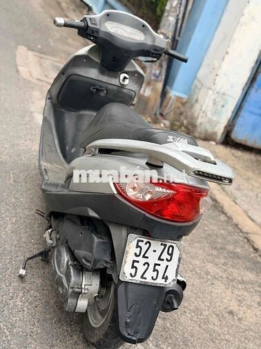 SYM Atila Bạc