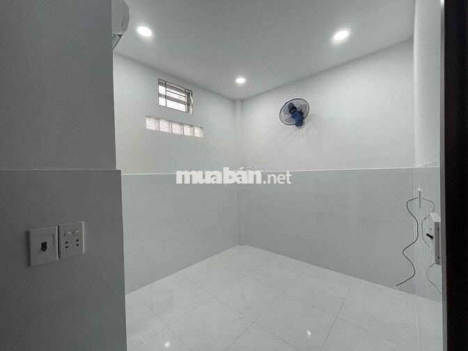 Trọ Mới Sạch Sẽ An Ninh - Thang Máy - Máy Lạnh Quạt Đầy Đủ