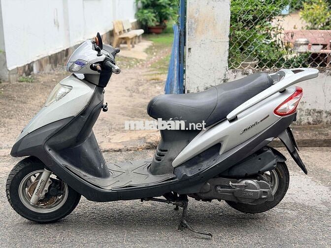 SYM Atila Bạc