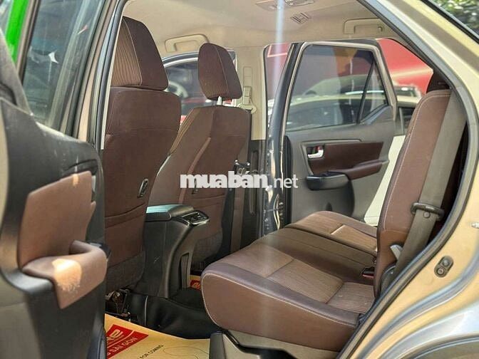 Toyota Fortuner 2.4MT 2020, Máy dầu, số sàn