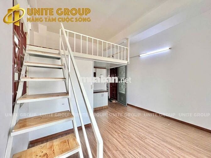 Cho thuê duplex 35m2 ban công siêu thoáng gần ĐH FTU, Hutech, UTH...