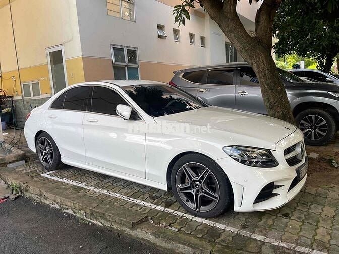 Mercedes C180 2021 Trắng gần 70.000km