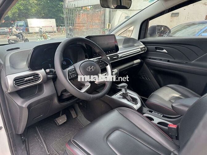Hyundai Stargazer X 2024 ĐB 1.5L,màu trắng,5v8 km