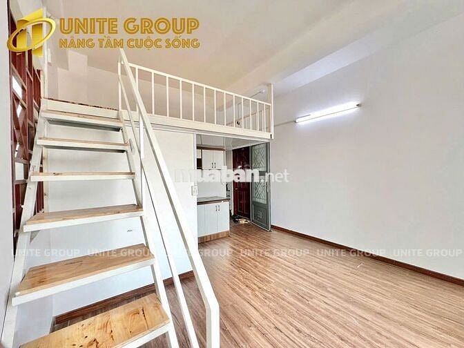 Cho thuê duplex 35m2 ban công siêu thoáng gần ĐH FTU, Hutech, UTH...