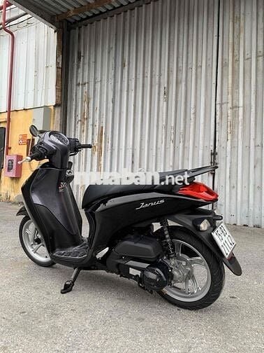 Bán xe JANUS màu đen bóng giấy tờ đầy đủ
