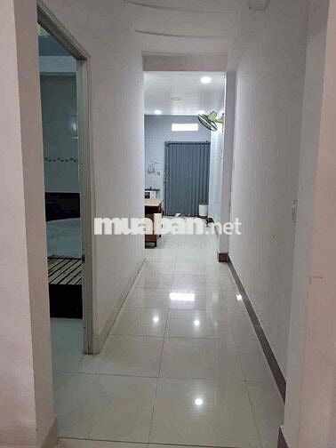 NHÀ 1 TRỆT 1 LỬNG – MẶT TIỀN ĐƯỜNG NHỰA XE Ô TÔ P8 - GẦN TRƯỜNG CHU VĂ