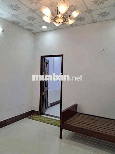 NHÀ 1 TRỆT 1 LỬNG – MẶT TIỀN ĐƯỜNG NHỰA XE Ô TÔ P8 - GẦN TRƯỜNG CHU VĂ