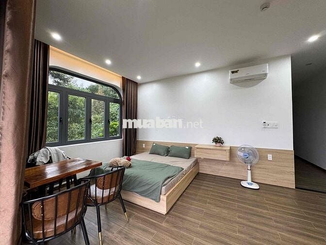 CHO THUÊ CĂN HỘ STUDIO BAN CÔNG SIÊU RỘNG ĐẦY ĐỦ NỘI THẤT TIỆN NGHI
