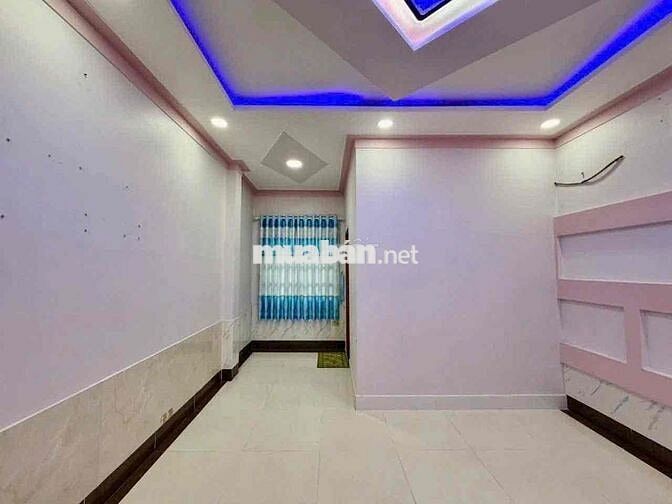 NHÀ 1 TRỆT 1 LỬNG – MẶT TIỀN ĐƯỜNG NHỰA XE Ô TÔ P8 - GẦN TRƯỜNG CHU VĂ