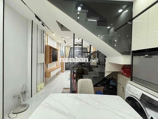 NHÀ ĐẸP TRƯƠNG THỊ HOA - 76M2 - GẦN MEGA MEKET - GIÁ NHỈNH 5 TỶ