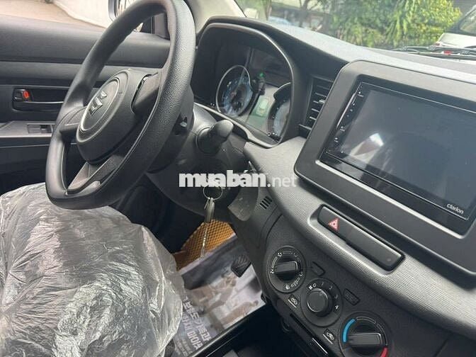 Suzuki Hybrid Ertiga 2023 Số sàn Đen