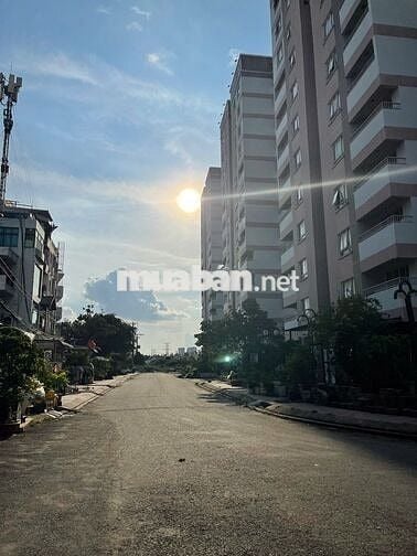 BÁN CĂN HẺM OTO - GÒ VẤP  1 TRỆT 1 LẦU  DTSD 40M 2PN 2WC SHR Đã H Công