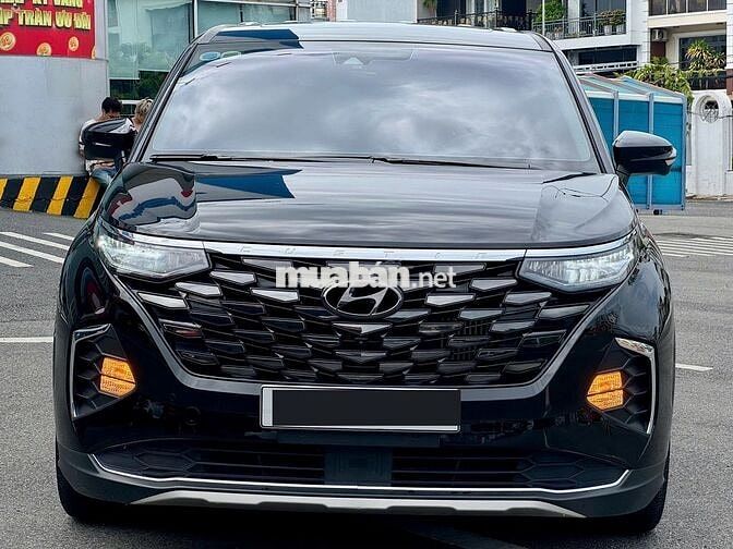 Hyundai Custin 2.0L 2024 8AT Đen 41.000 km