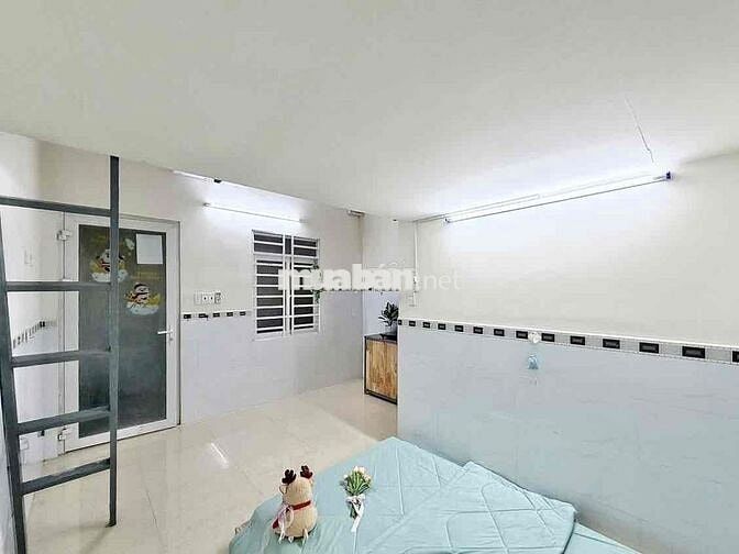 PHÒNG TRỌ GIÁ RẺ CÓ MÁY LẠNH NGAY GẦN ETOWN CÔNG HOÀ SẠCH SẼ AN NINH
