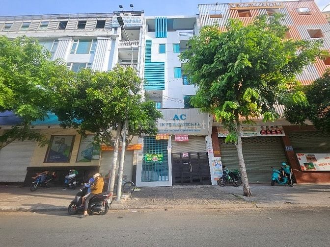 TÔI CẦN BÁN 17-19 PHAN XÍCH LONG, P.CẦU KIỆU HẦM 6 TẦNG NGANG 7M×14M