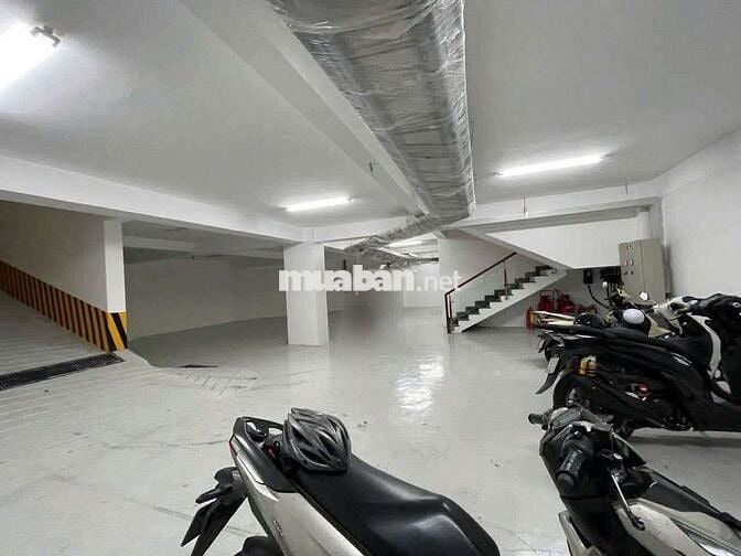CHO THUÊ TOÀ NHÀ 14X18(HẦM +7LẦU) SÀN TRỐNG SUỐT CÓ THANG MÁY 