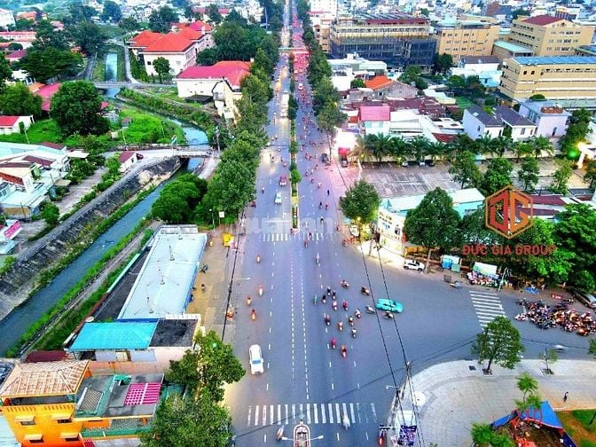 155 TỶ- 6725m2 Đất mặt tiền đường Dương Tử Giang dòng tiền 6 tỷ/năm