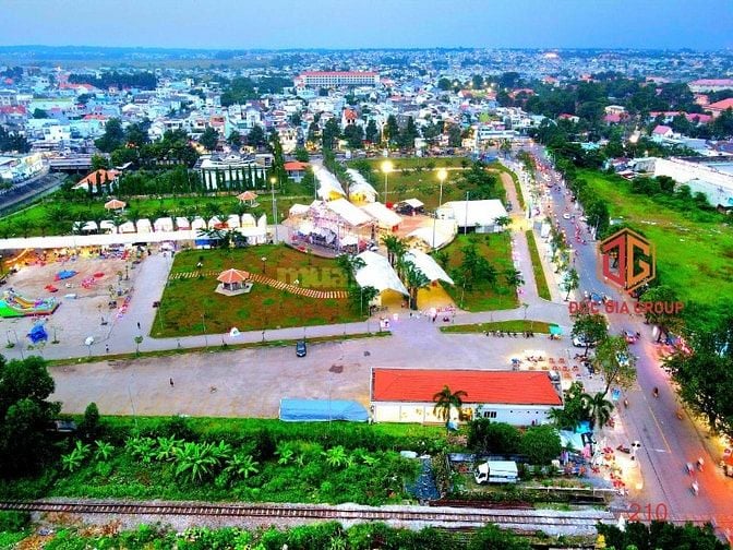 155 TỶ- 6725m2 Đất mặt tiền đường Dương Tử Giang dòng tiền 6 tỷ/năm
