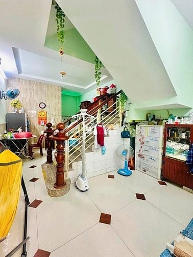 HOÀ BÌNH QUẬN 11, GẦN ĐẦM SEN, DT 56M2 (4X14) 4 TẦNG, GIẢM SÂU CHỈ 7T 