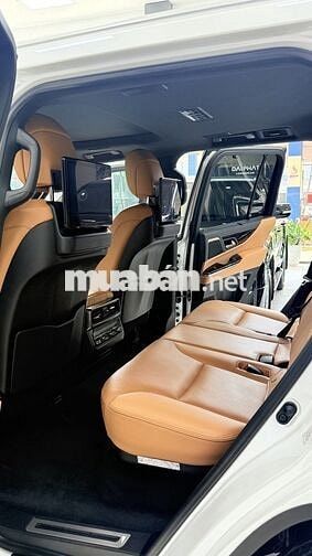 Lexus LX600 Urban 2023 Trắng 7 chỗ Nâu da bò