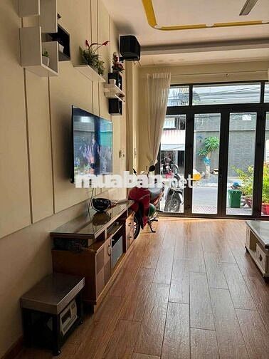 Nhà 1 Trệt 3 Lầu 4PN 4x16m Mặt Tiền Đường Số Phường Tân Quy Q.7