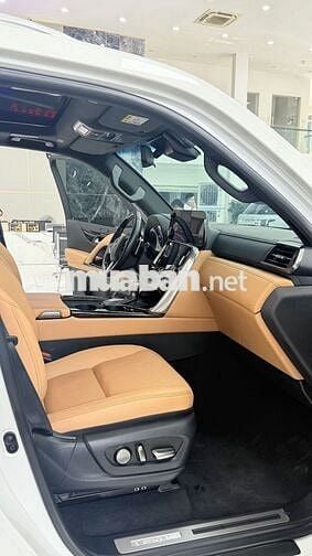 Lexus LX600 Urban 2023 Trắng 7 chỗ Nâu da bò