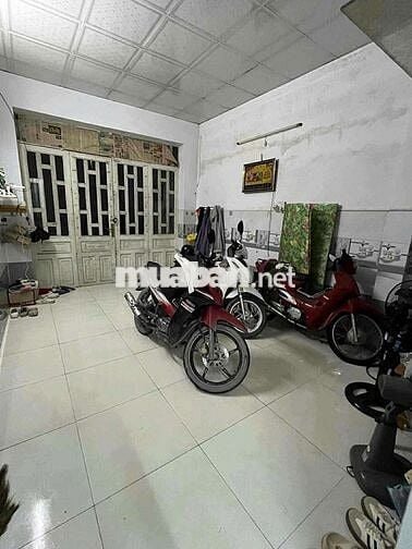 🏠 Nhà 2phòng sân để xe rộng, 2 phòng ngủ,gần sân banh Tân Xuân 6 🏠