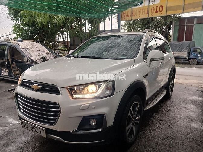 Chevrolet Captiva Trắng Tự động