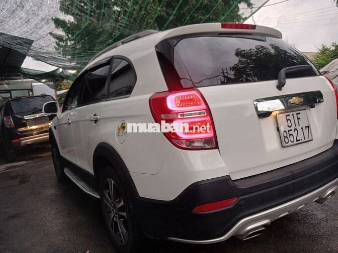 Chevrolet Captiva Trắng Tự động