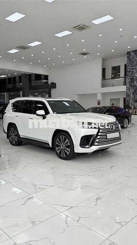 Lexus LX600 Urban 2023 Trắng 7 chỗ Nâu da bò