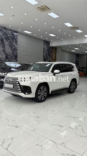 Lexus LX600 Urban 2023 Trắng 7 chỗ Nâu da bò