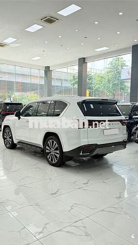 Lexus LX600 Urban 2023 Trắng 7 chỗ Nâu da bò
