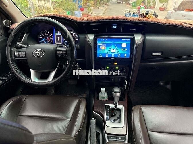 Toyota Fortuner 2018 máy dầu số tự động nhập khẩu