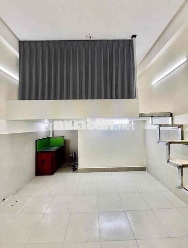 phòng trệt mặt bằng kiot có thể kinh doanh , hẻm ôtô  thông Lê lợi